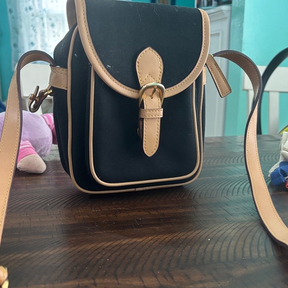 Chic Black and Tan Crossbody Bag - Picture 1 of 5